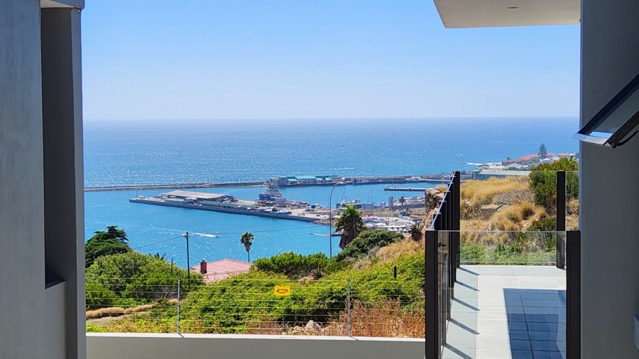 2 Bedroom Property for Sale in Mossel Bay Central Western Cape